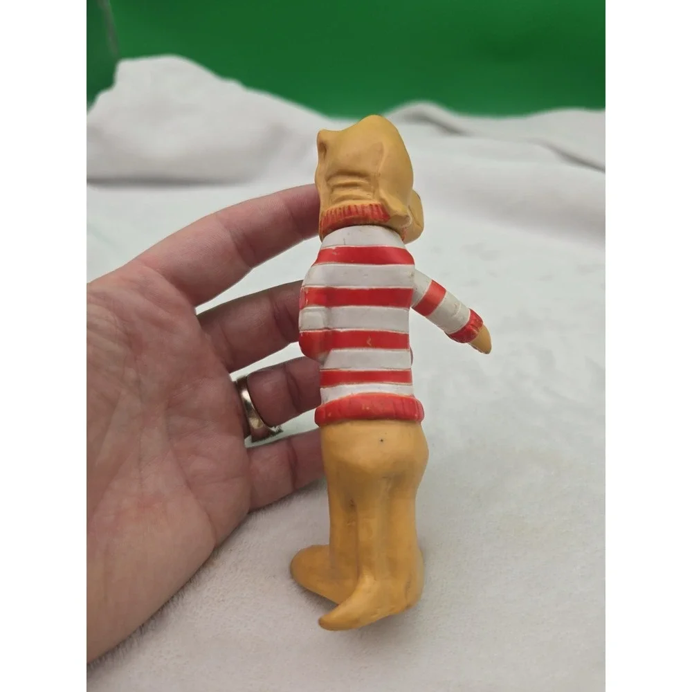 Vintage Beauregard Hound Soft Vinyl‎ Rubber Toy Figure (Walt Kelly 1969)